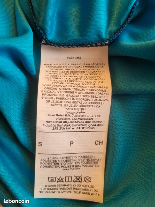 Maillot foot Nike Croatie bleu foncé S neuf (image 7)
