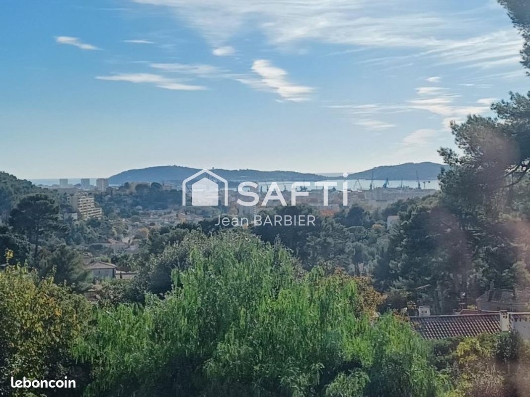 Terrain 722 m² · à Toulon · 722 m² · 268 000 €
