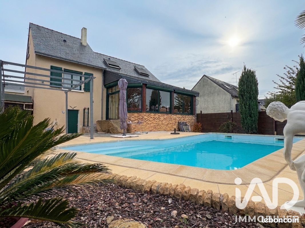 Maison 8 pièces 124 m² · à Cholet · 124 m² · 365 000 €