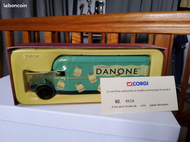 Camion Bernard Type 110 Courvoisier - Modèle Réduit Corgi | Occasion Avec Accessoires