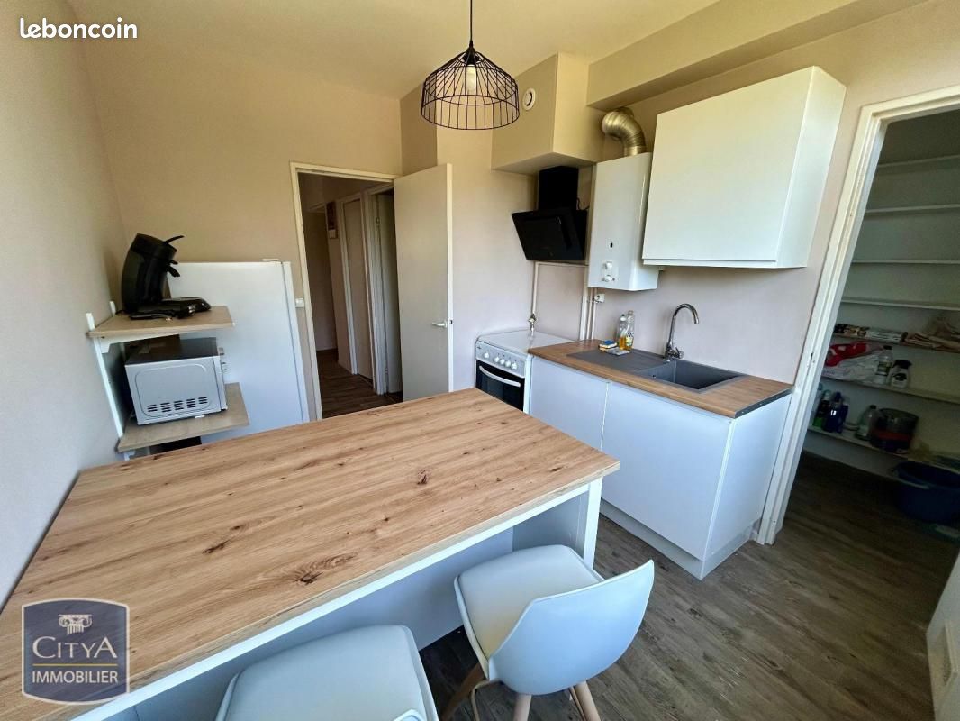 Appartement a louer mont-saint-aignan - 4 pièce(s) - 73 m2 - Surfyn