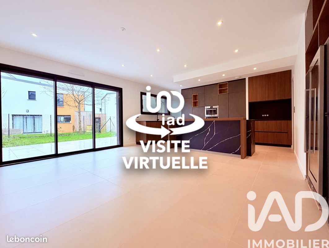 Maison 6 pièces 165 m² · à Le Rheu · 165 m² · 451 000 €