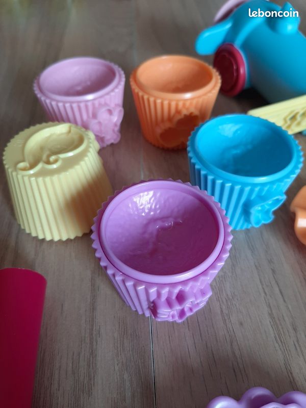 Play Doh cupcake party my little pony (image 3)