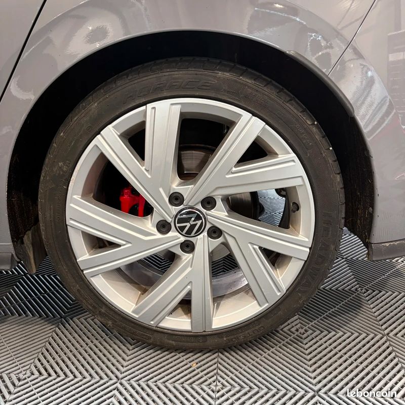 Volkswagen golf 2.0 tdi scr 200 dsg7 gtd / gris moonstone / iq light / camera / anti brouillard (image 33)