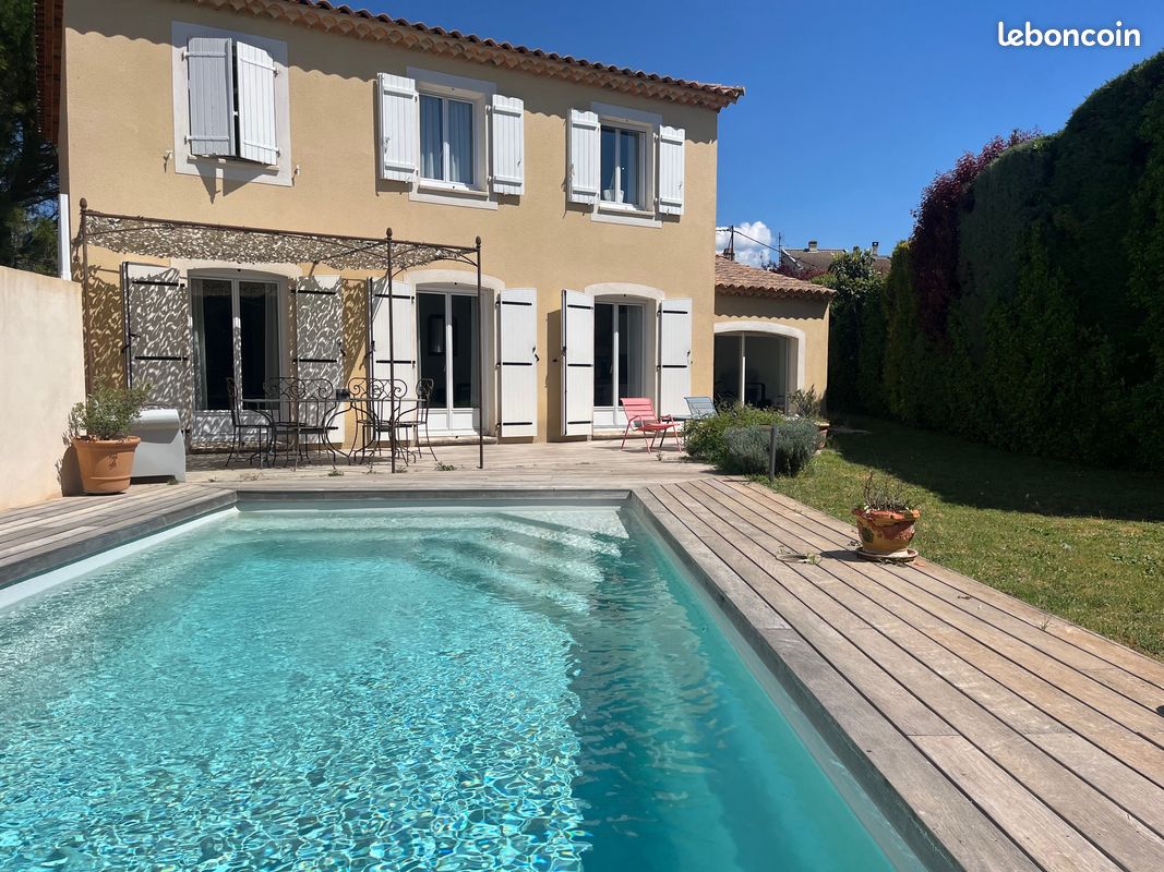 Maison 6 pièces 151 m² · à Saint-Zacharie · 151 m² · 590 000 €