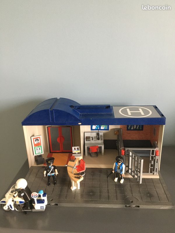 Commissariat de police playmobil (image 1)