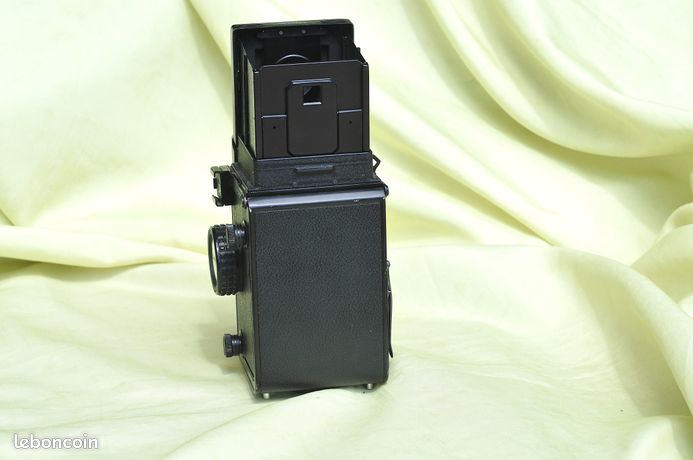 Appareil Photo Seagull WWSC-120 6x6 TLR – Objectif 75mm F/3.5 – Comme Neuf (Ouvert)