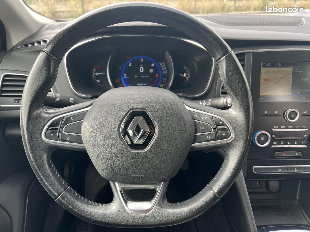 RENAULT MEGANE IV 1.5 dCi - 90 Business (Distri 2025) (image 14)