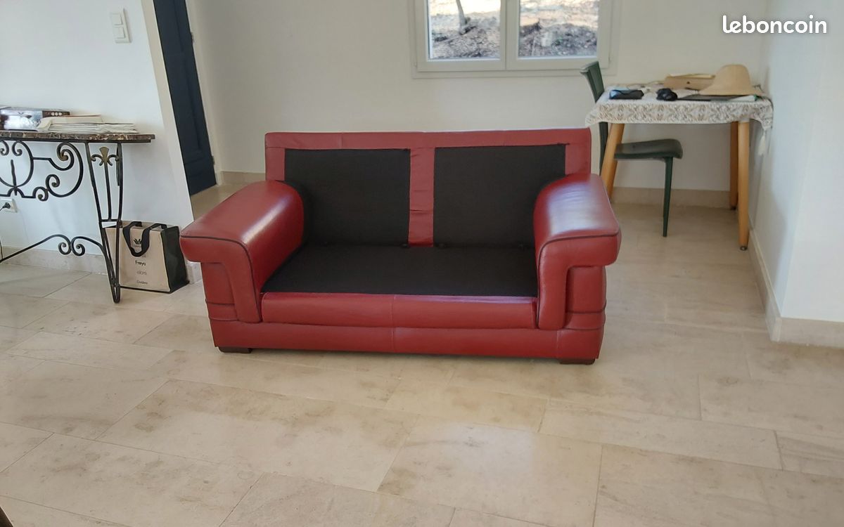 Beau canapé cuir bordeaux (image 2)