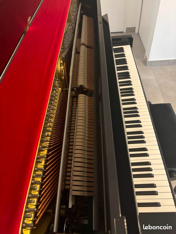 PIANO DROIT KAWAI KX21 équipé d’un systeme silencieux (image 5)