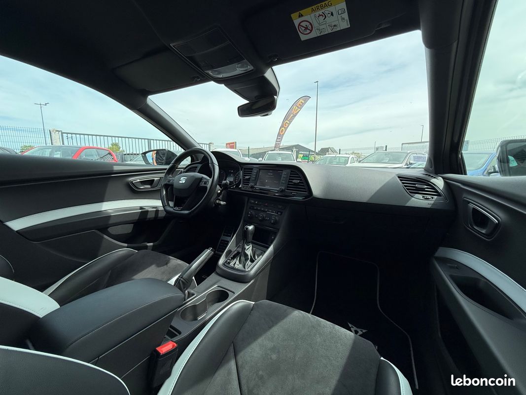SEAT Leon SC 2.0 TSI 290 CH CUPRA BVA - CARPLAY/ANDROID AUTO - REGULATEUR ADAPTATIF - SIEGES AV CHAUFFANTS - (image 18)