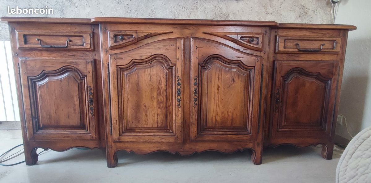 Magnifique bahut rustique de caractère chevillée (image 1)