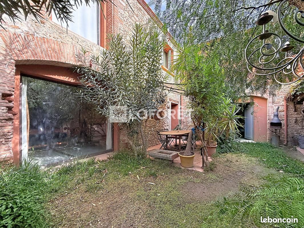 Maison 5 pièces 246 m² · à Pézilla-la-Rivière · 246 m² · 399 000 €