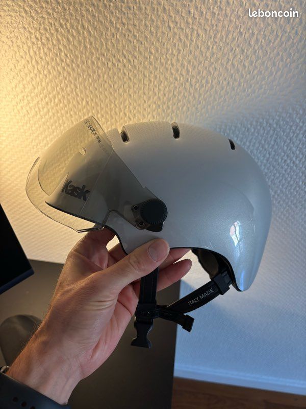 Casque KASK réglable XS à M neuf (image 1)