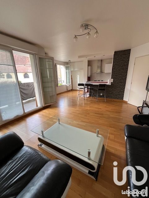 Appartement 3 pièces 64 m² · à Villeneuve-le-Roi · 64 m² · 225 000 €