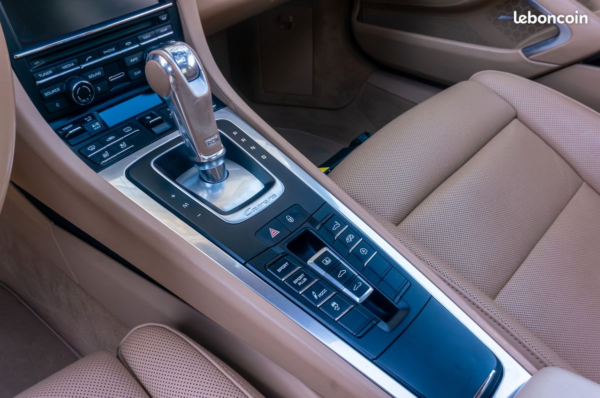 Porsche 991.1 Carrera 4S - Bleu Marine métallisé / Sort de révision / 2e main (image 8)