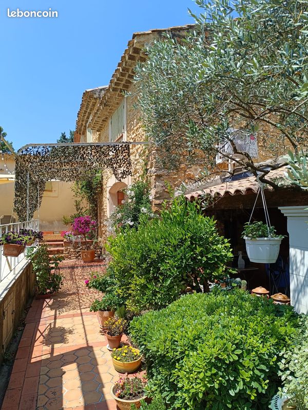 Maison 5 pièces 140 m² · à Orange · 140 m² · 410 000 €