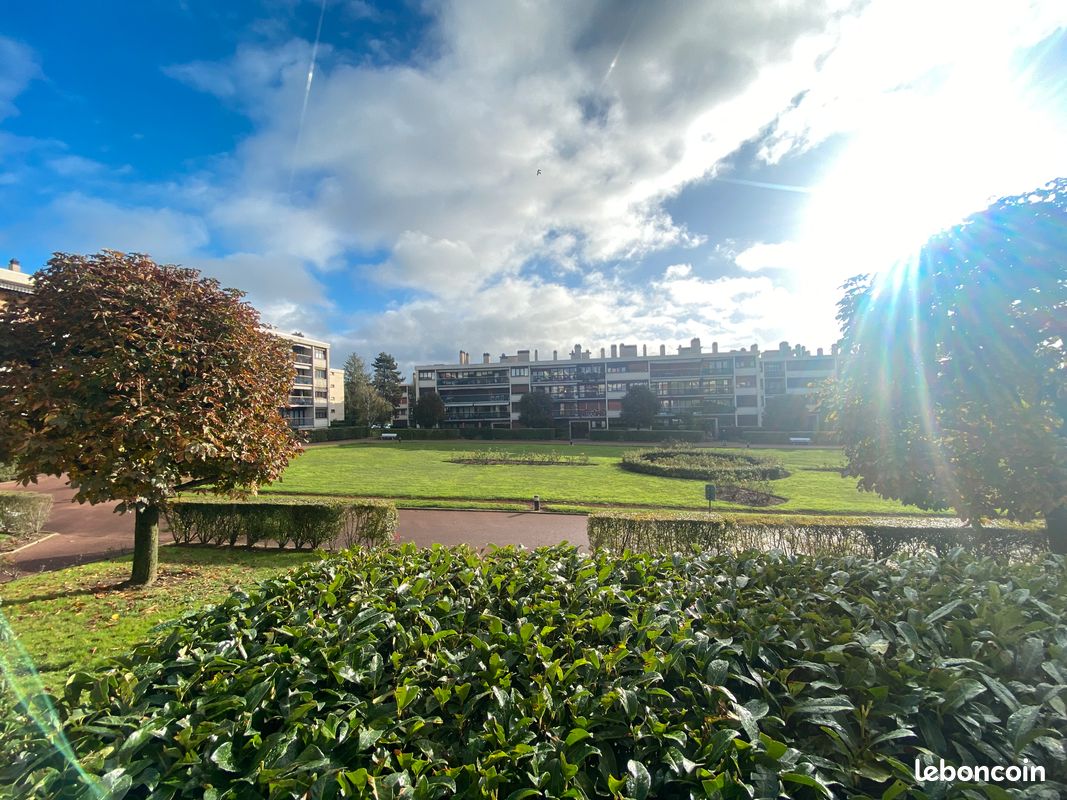 Appartement 3 pièces 61 m² · à Noisy-le-Roi · 61 m² · 275 000 €