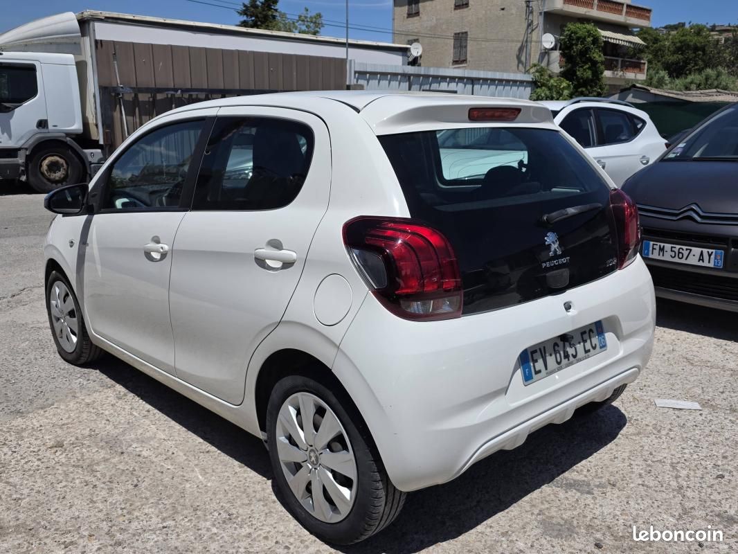 Peugeot 108 1.2 PureTech Style 5p (image 3)