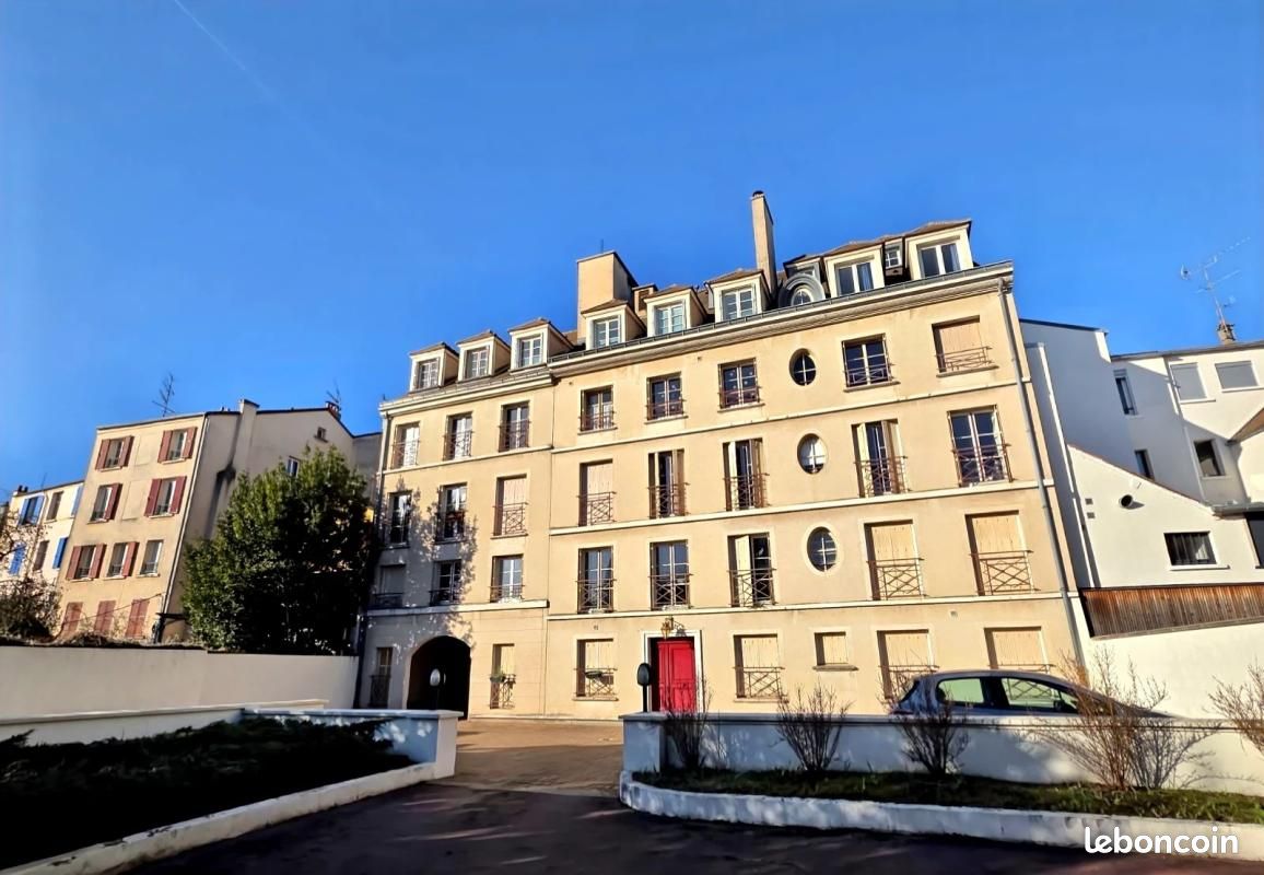 Appartement 3 pièces 74 m² · à Poissy · 74 m² · 295 000 €