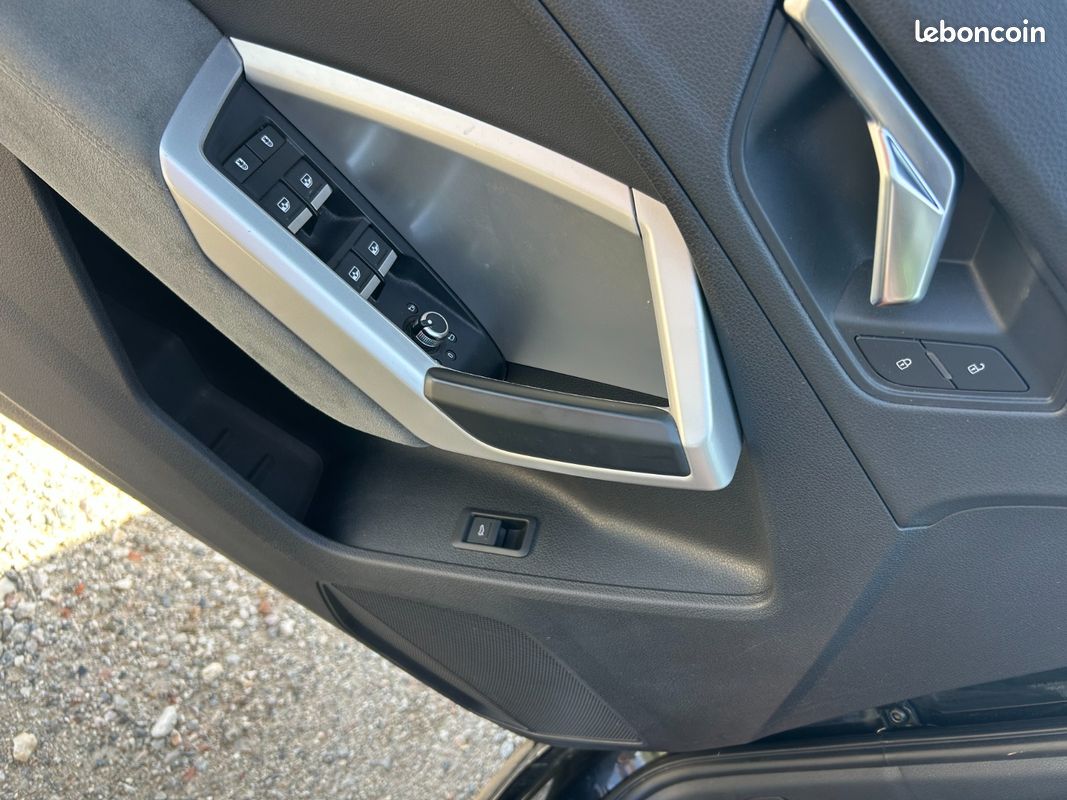 AUDI Q3 Q3 35 TDI 150 ch S tronic 7 Design Luxe Caméra 360 Car play Ouverture et Démarrage sans clef Garan (image 15)