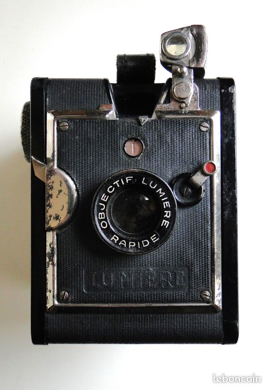 Appareil photographique Lumière Scout Box 6X9 – Outils Domestiques Anciens