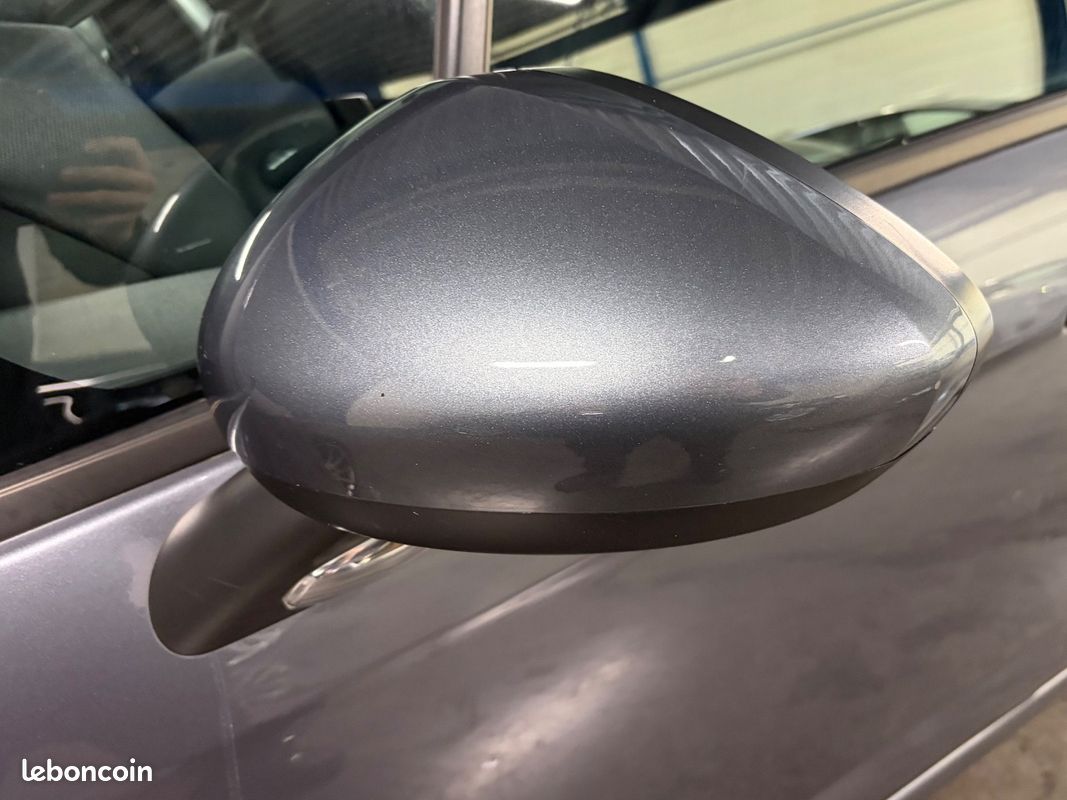 Citroën C3 1.6 HDi 92 Tendance confort (image 30)