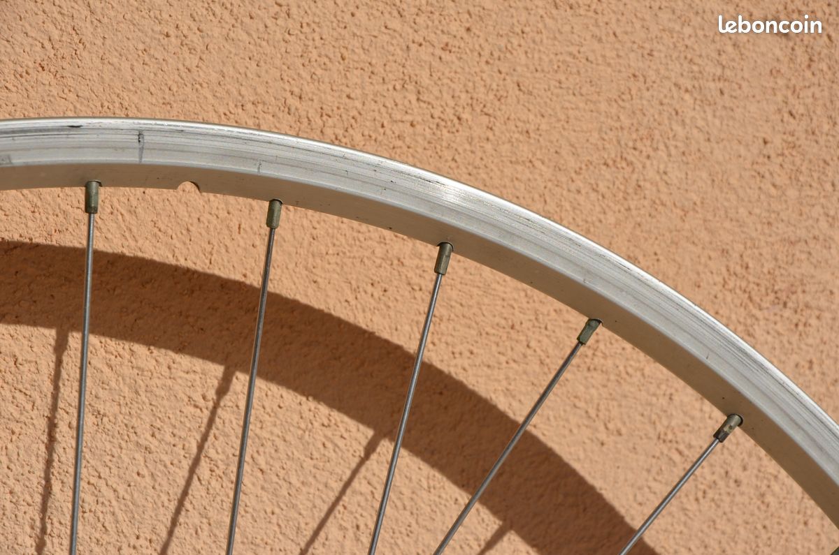 Roue Arrière MAVIC 192NE, Première Monte, Pneu Inclus, Moyeu Campagnolo Pour Cassette 8 Vitesses
