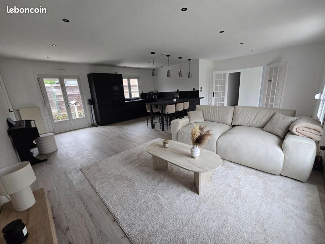 Maison 5 pièces 100 m² · à Wattrelos · 100 m² · 365 000 €