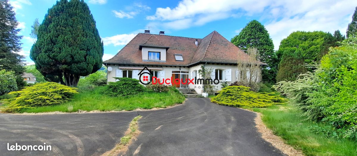 Maison 7 pièces 240 m² · à Vézac · 240 m² · 259 990 €