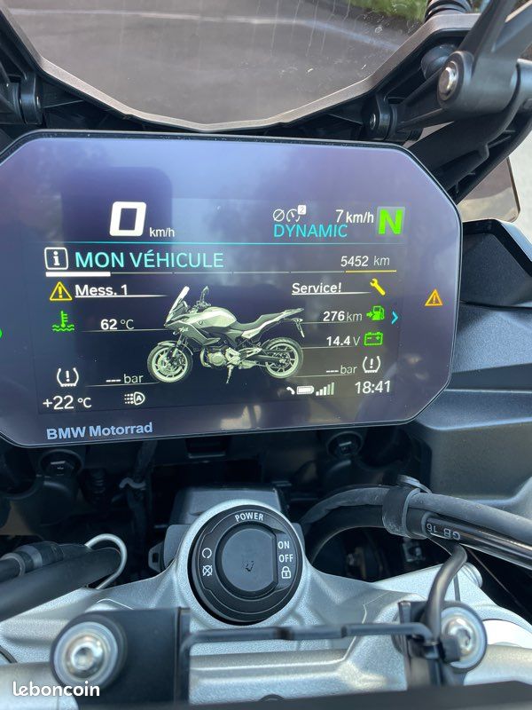 Bmw f900xr triple black (image 2)