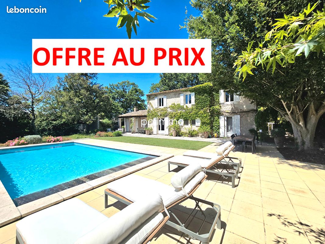 Maison 8 pièces 215 m² · à Eyguières · 215 m² · 995 000 €