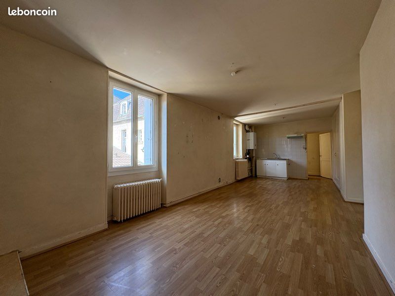 Appartement 3 pièces 59 m² · à Châtellerault · 59 m² · 58 500 €