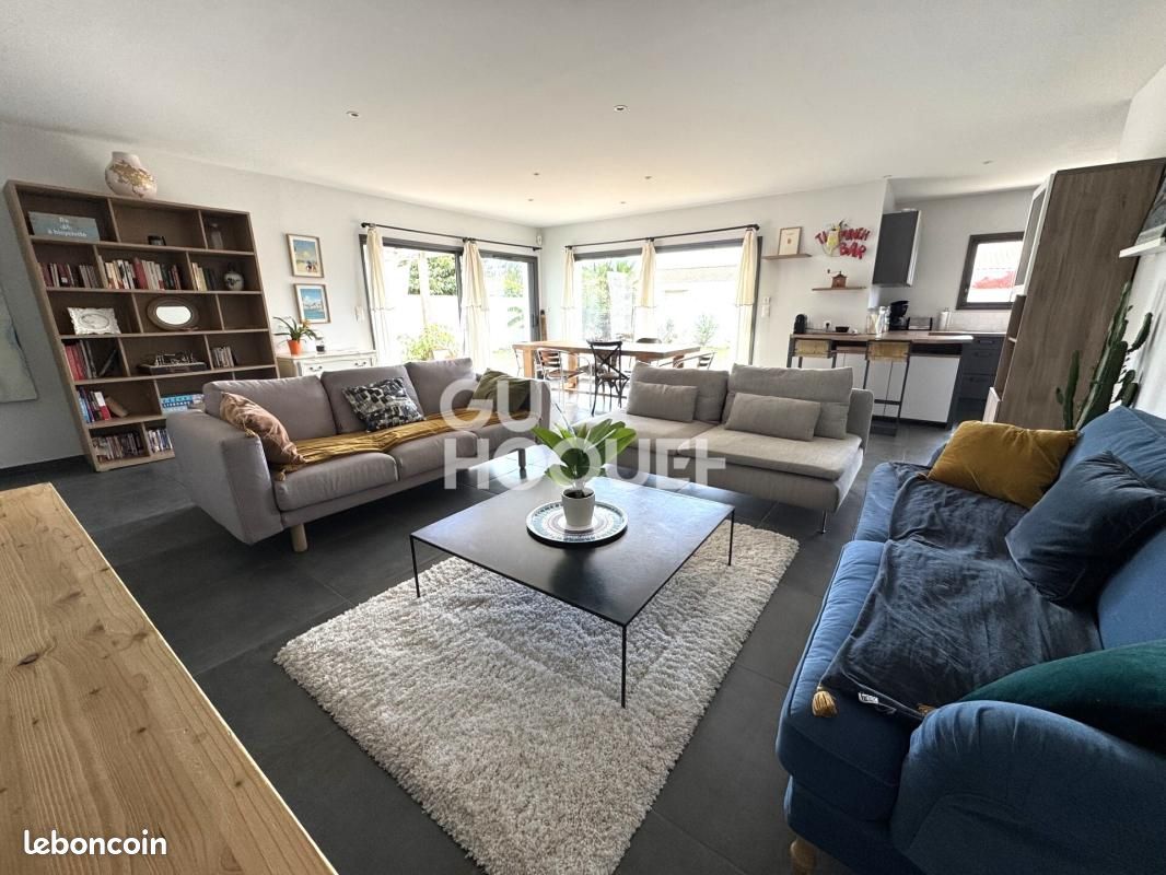 Maison 5 pièces 118 m² · à La Jarrie · 118 m² · 379 900 €