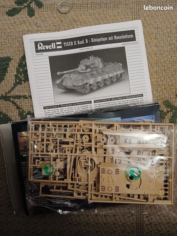 Maquette Revell Char Tigre PzKpfw VI Ausf H 1/72 – Panzer VI Tiger Afrika Korps, 180 Pièces, Niveau Avancé