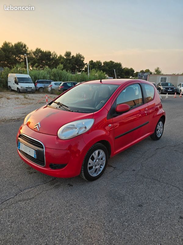 Citroën C1 1.0l 68ch airdream exclusive sensodrive boite automatique (image 2)