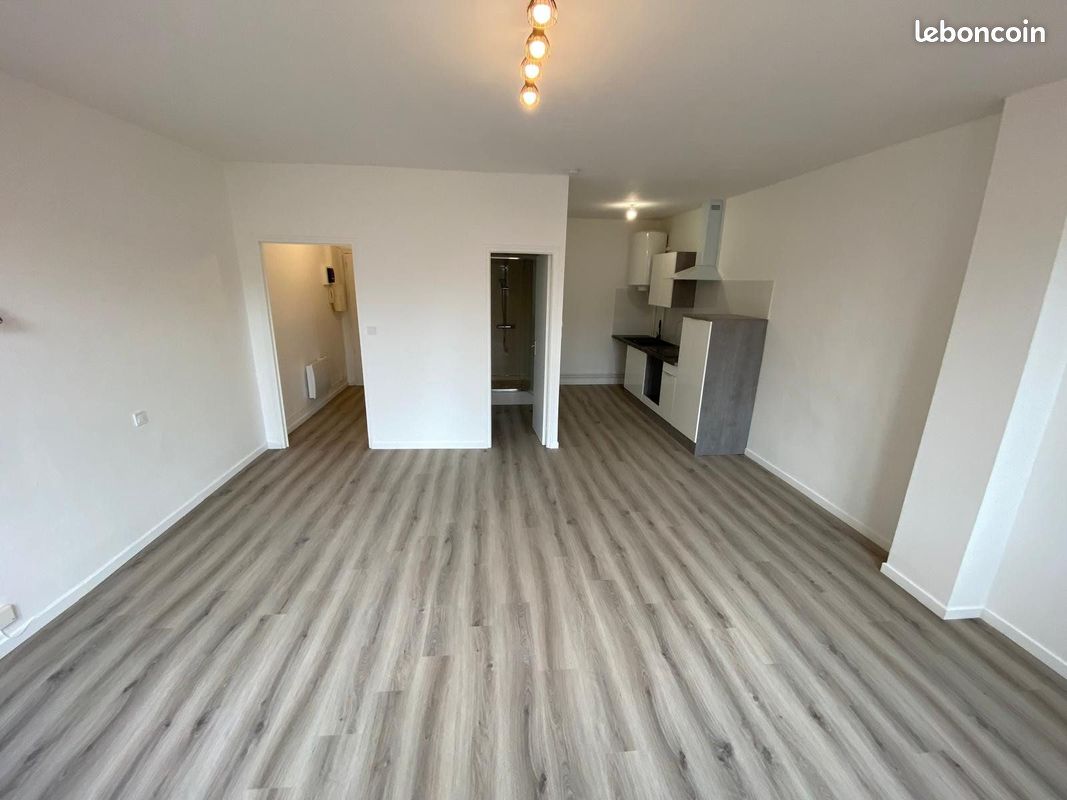 Appartement 1 pièce 36 m² · à Montauban · 36 m² · 450 €
