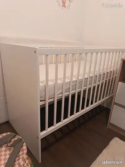 Lits pour bébés 2X, presque neufs (image 2)
