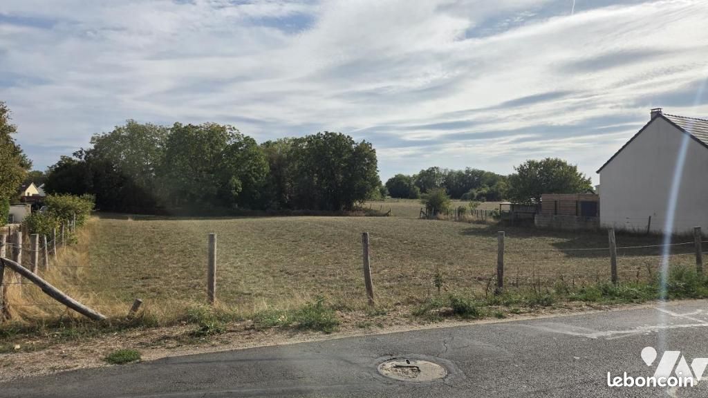 Terrain 760 m² · à Fay-aux-Loges · 760 m² · 74 140 €