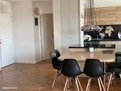 Appartement 3 pièces 72 m² · à Courbevoie · 72 m² · 2 490 €