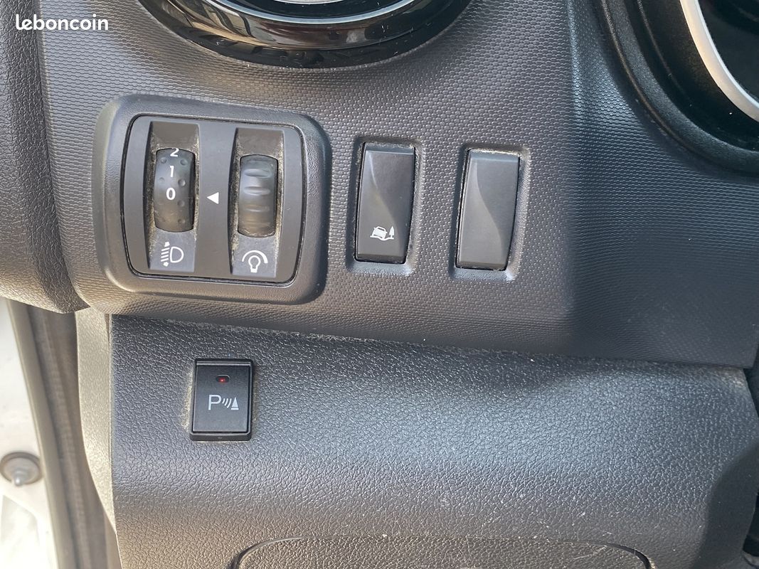 Renault TRAFIC III FG L2H2 1200 2.0 DCI 170CH ENERGY GRAND CONFORT E6 - 15 408 HT (image 19)