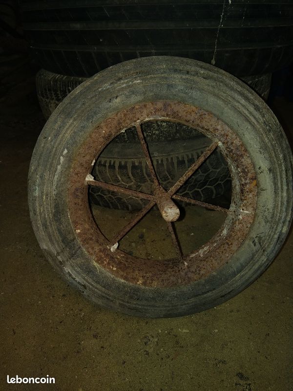 Roue brouette pleine (image 1)