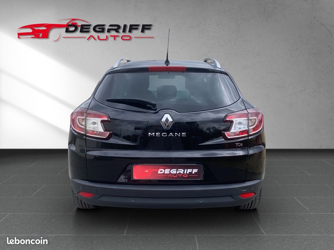 RENAULT MEGANE III ESTATE Estate III TCE 130 Energy eco2 Bose (image 4)