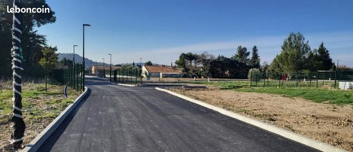 Terrain à bâtir de 455 m² à DOMAZAN (30) · 116 500 €