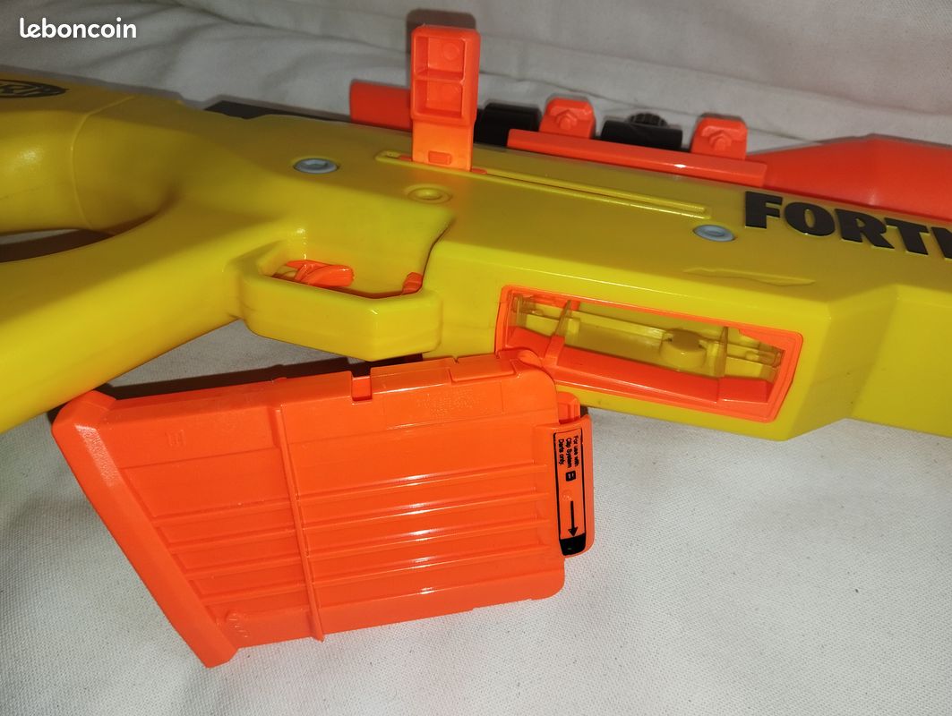 Nerf Fortnite BASR-L BOLT ACTION RIFLE (image 3)