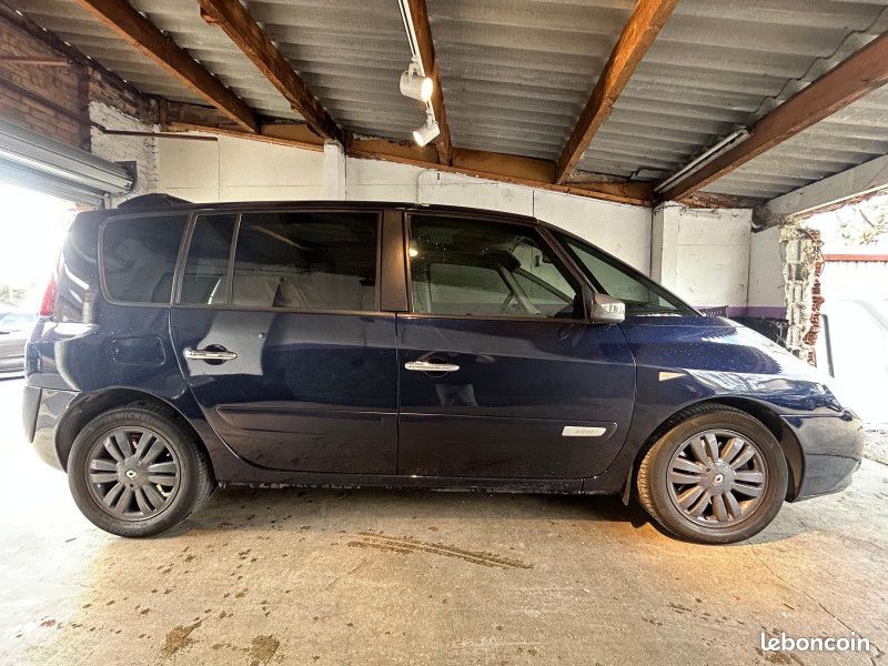 Renault ESPACE IV 2.0 DCI 175CH FAP INITIALE BVA (image 22)