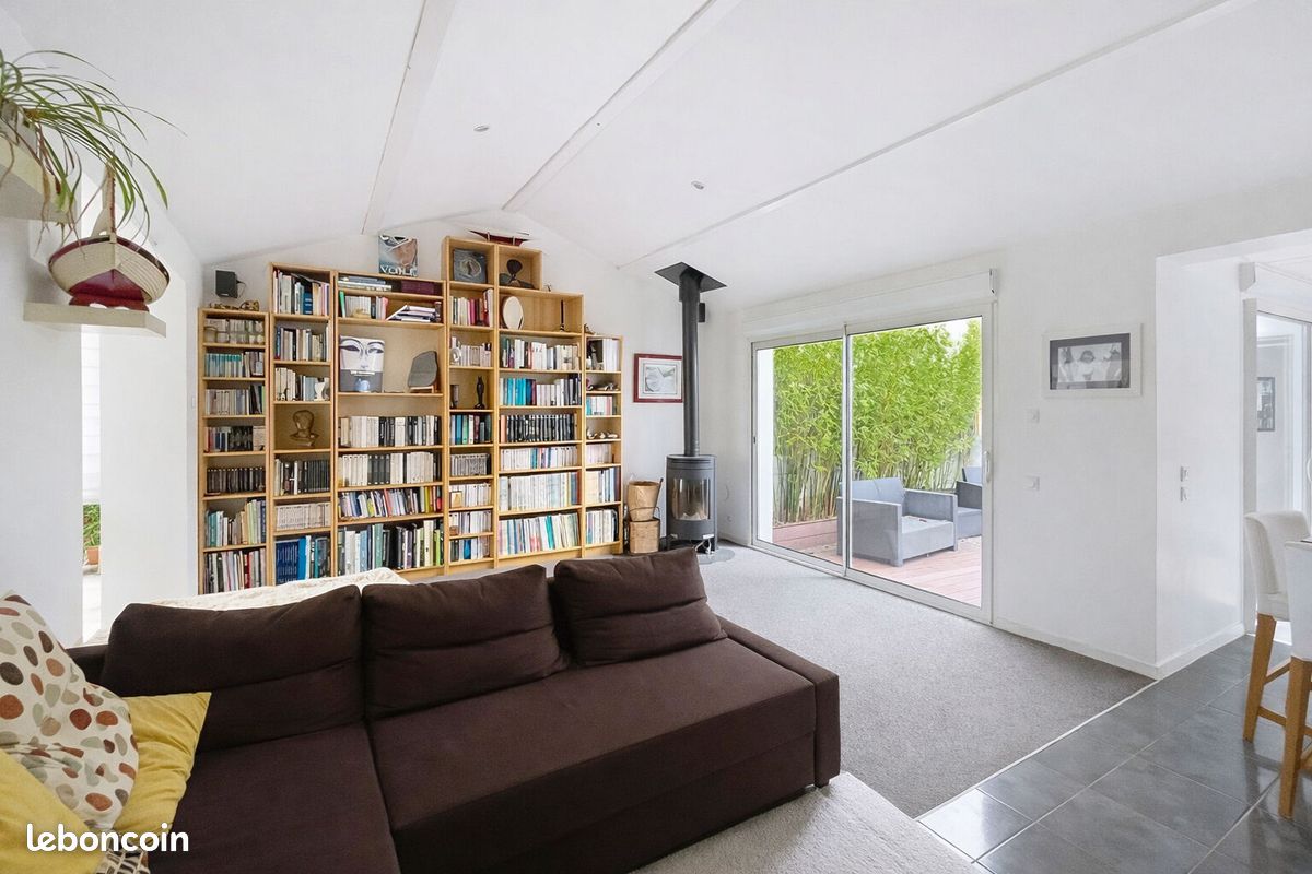 Maison 5 pièces 120 m² · à Saint-Xandre · 120 m² · 1 500 €