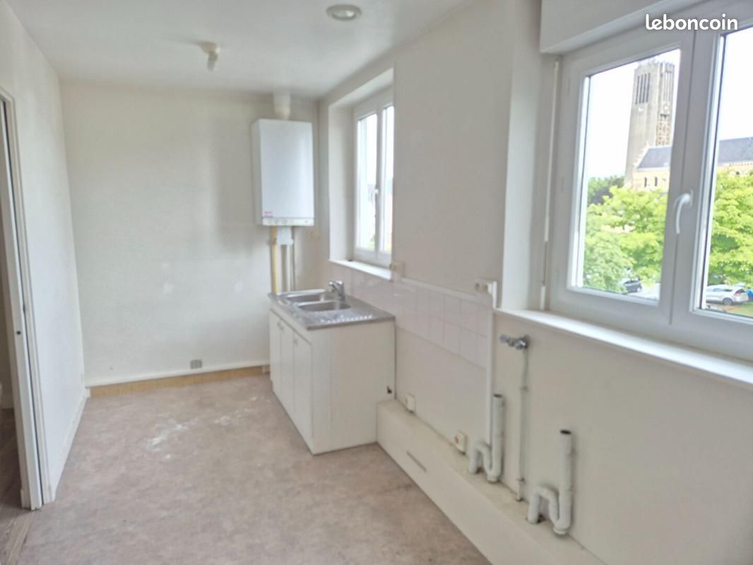 Appartement a louer saint-lo - 4 pièce(s) - 88 m2 - Surfyn