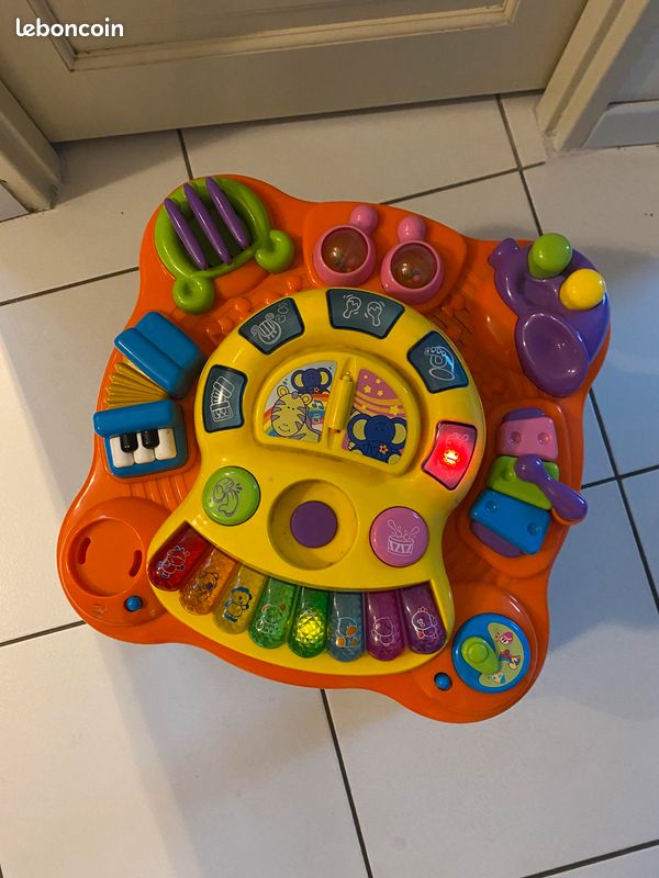 Table d'Eveil Bébé Jouet Musical Avec Lumières Centre d'Activité Table Musicale (image 3)