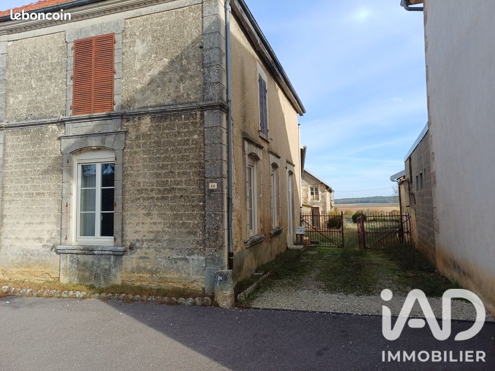 Maison 3 pièces 69 m² · à Nully · 69 m² · 65 000 €